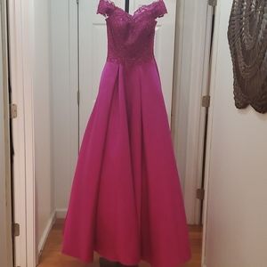 Pageant/Prom dress style 118152